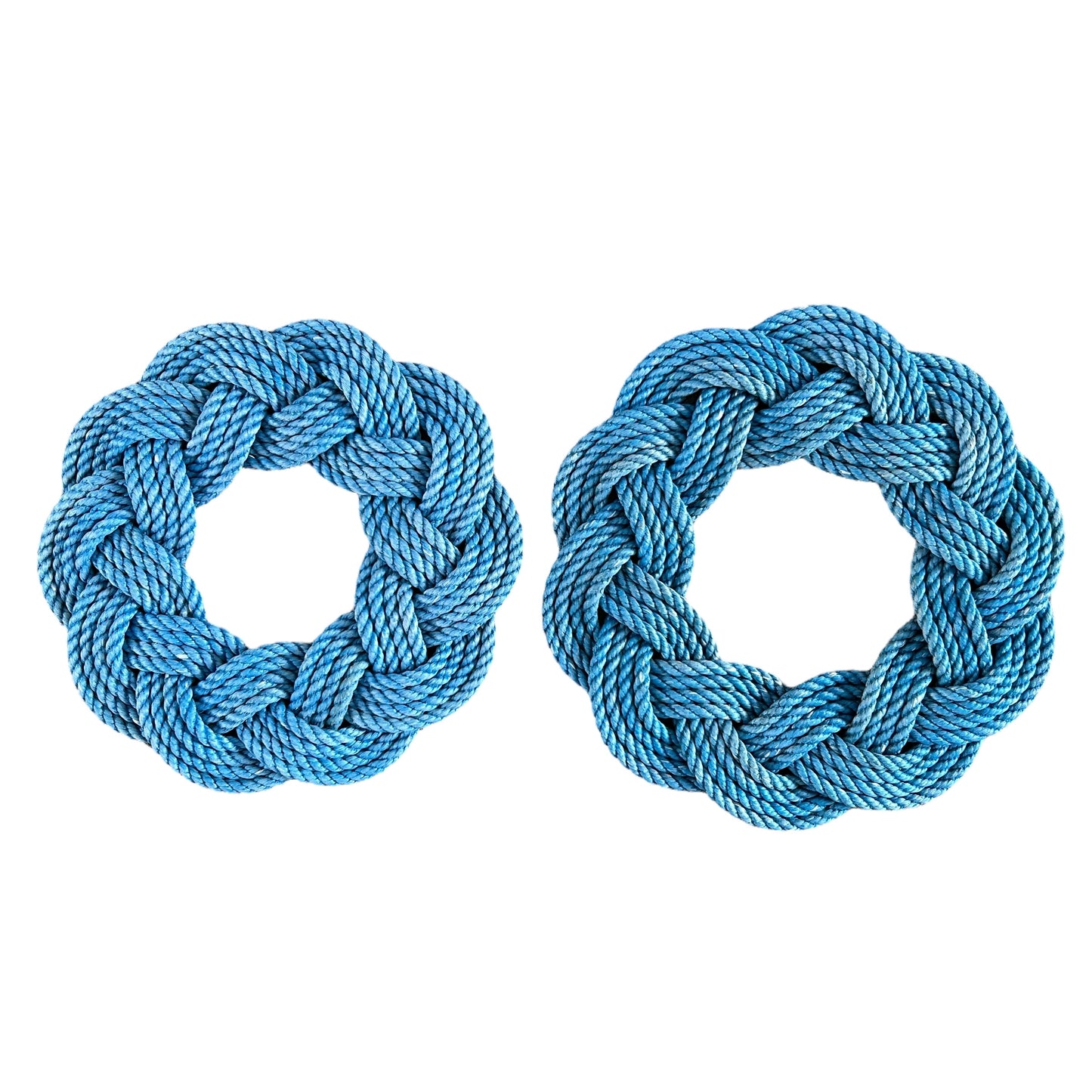 Mariner Wreath in Light Blue