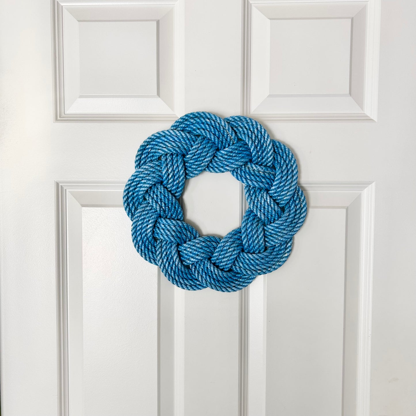 Mariner Wreath in Light Blue