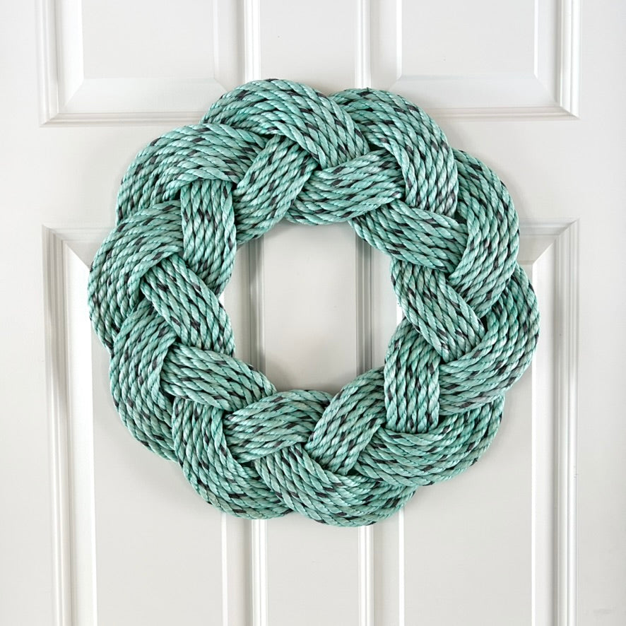Mariner Wreath in Seagull