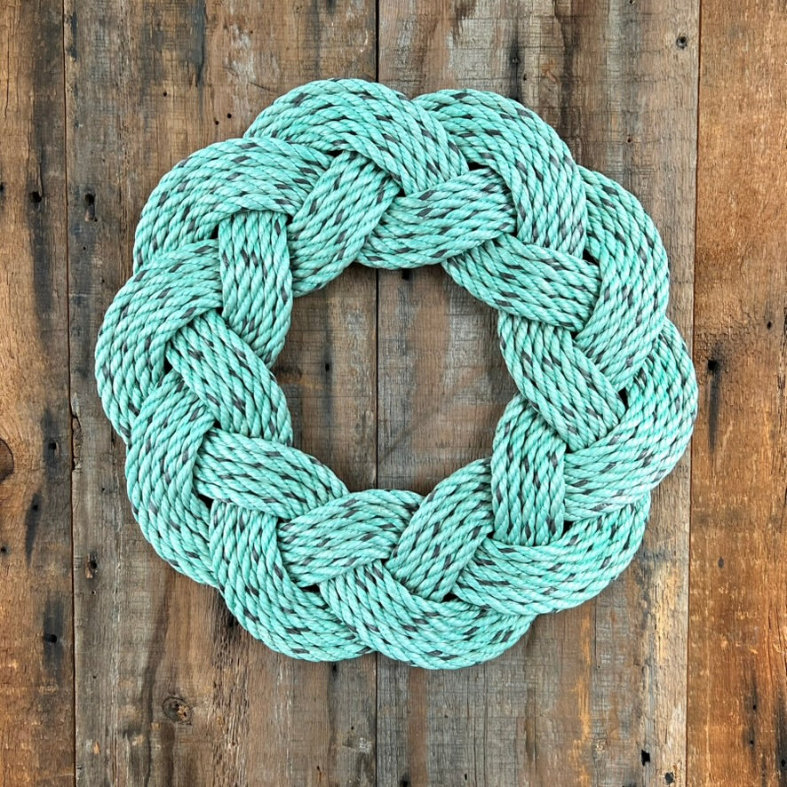 Mariner Wreath in Seagull