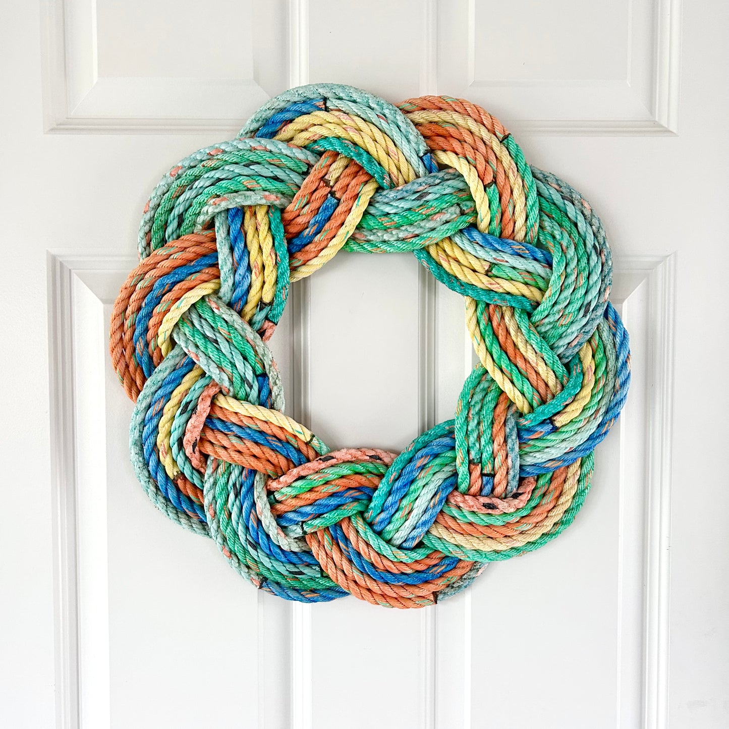 Lobster Rope Shorts Mariner Wreath
