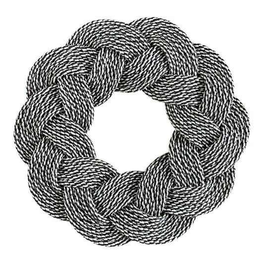 Mariner Wreath in Salt and Pepper
