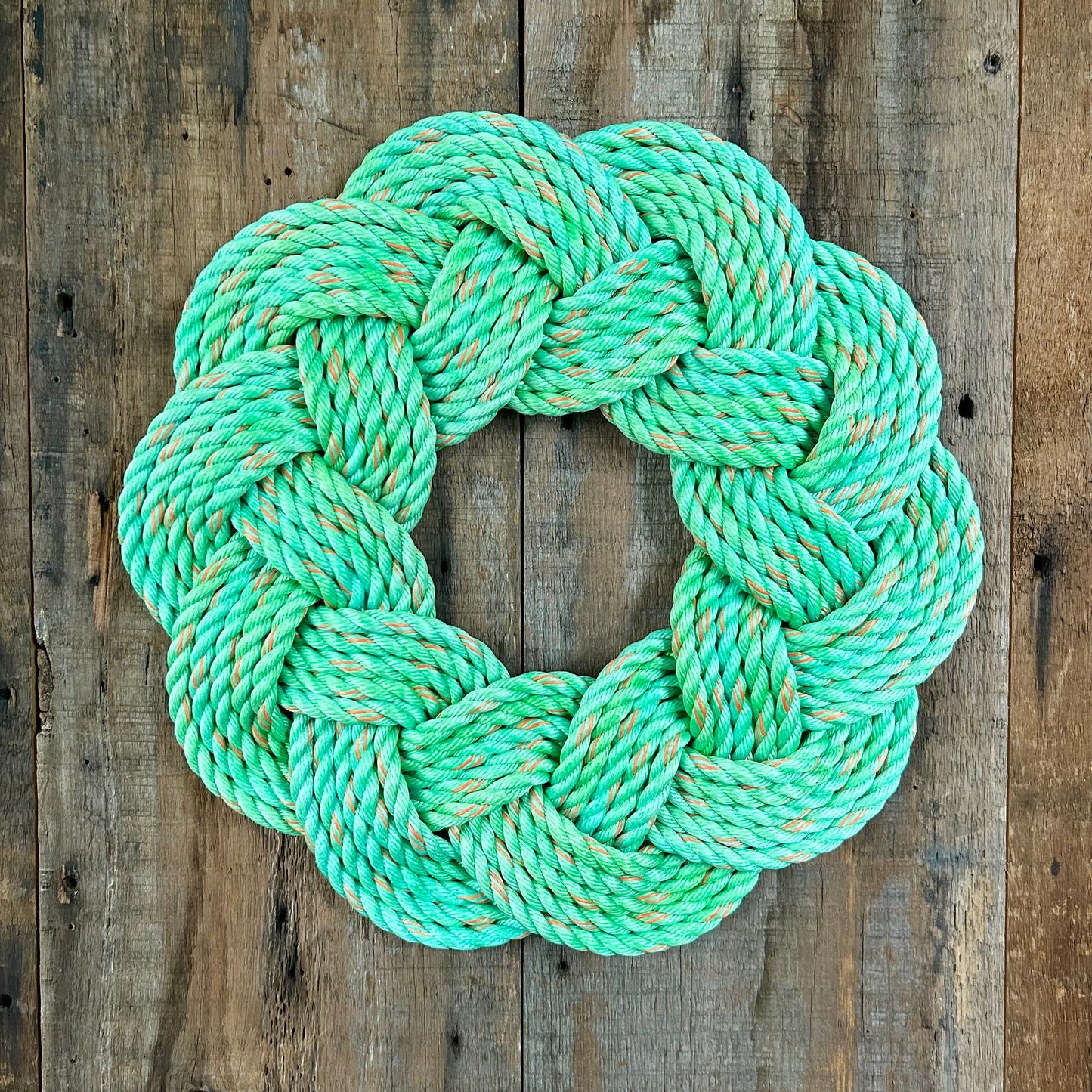 Mariner Wreath in Green