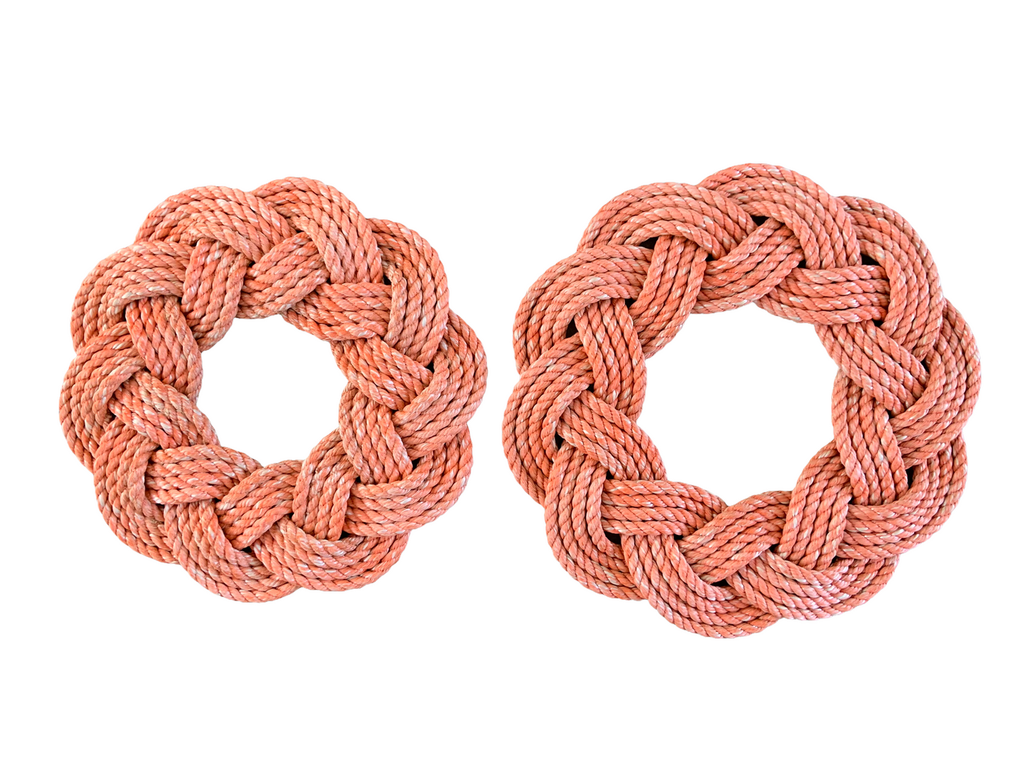 Mariner Wreath in Coral